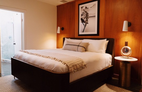 Tahquitz River Estates Hotel | Villa Royale