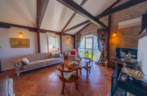 Lapcici Villa | Villa Rustique