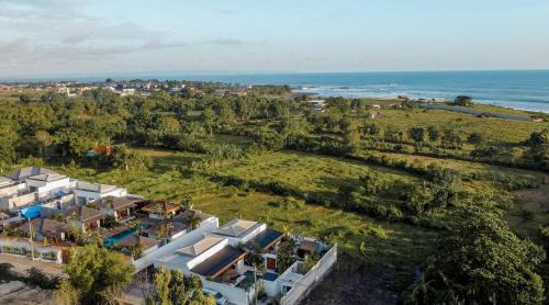 Beraban Villa | Villa Ruta II - Luxury 2BR tropical villa next to Luna BC and Nyanyi beach
