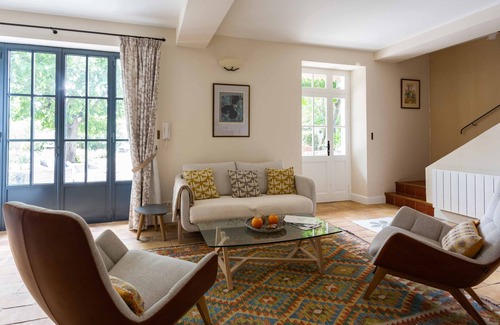 Saint-Etienne-du-Gres House | Villa Saint-Étienne-du-Grès, 4 bedrooms, 8 persons