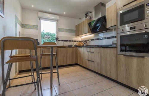Merville House | Villa Saint-Jean - Merville