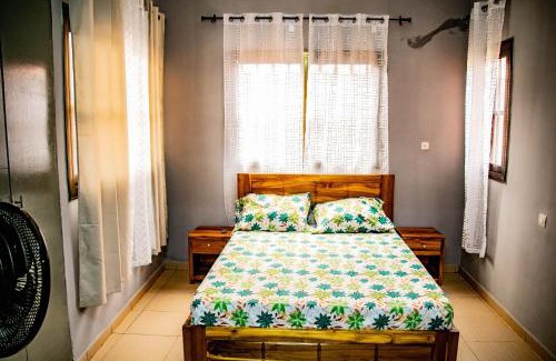 Lome Villa | Villa Saint Michel