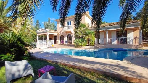 Saint-Raphael House | Villa- Saint-Raphaël