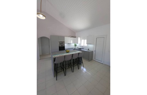Stavros Villa | Villa Sakrakis 180 meters from the beach, Sea and mountain view with pool.