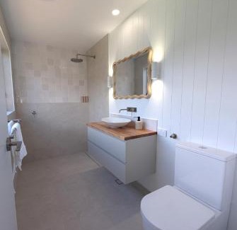 Forster House | Villa Salina - 150m to One Mile Beach