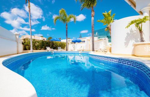 Santa Eulalia Villa | Villa Samoa by Algarve Vacation