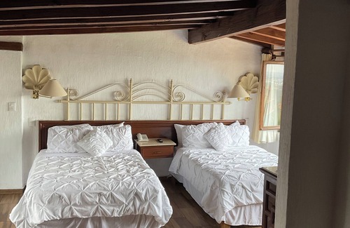 Vista Bella Hotel | Villa San Jose Hotel and Suites