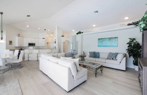 Pelican Ski Chalet | Villa Sandsation