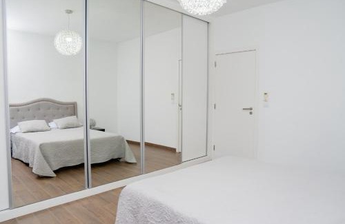Praia Villa | Villa Santiago
