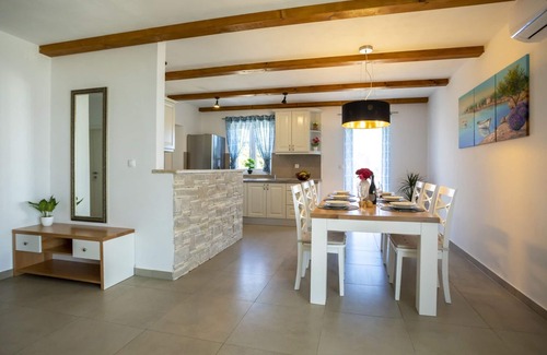 Milohnici Cabin | Villa Sara- Holidays must be simply perfect!