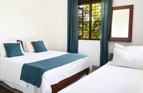 Ekala Hotel | Villa Sarakkuwa