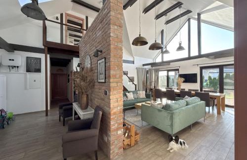 Sajdikove Humence Villa | Villa Scandinavia