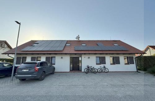 Sajdikove Humence Villa | Villa Scandinavia