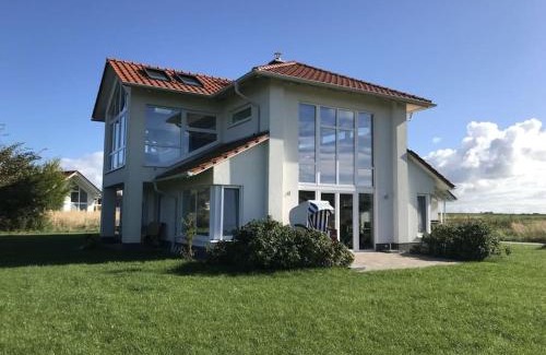 Trent House | Villa Schwalbennest