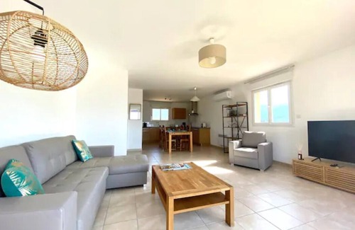 Corse-du-Sud Villa | Villa sea view Rupione beach access on foot