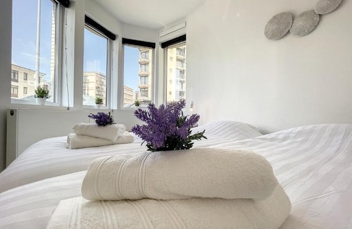 Sint-Idesbald House | Villa SeaShell - Luxurious renovated gas station