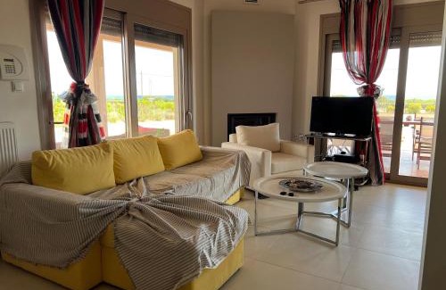 Alexandroupoli Apartment | Villa Seaside Serenity by GG