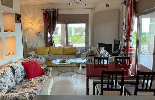 Alexandroupoli Apartment | Villa Seaside Serenity by GG