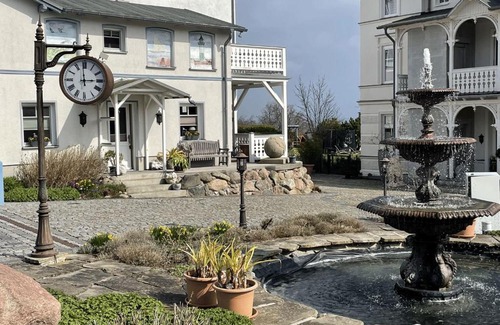 Sassnitz Villa | Villa Seestern - Ferienhaus mit Meerblick
