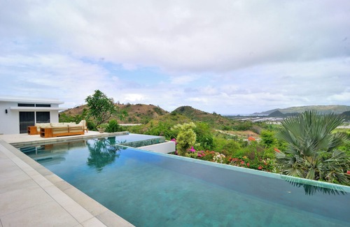 Kuta Villa | VILLA SEGER LOMBOK