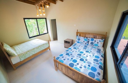 Constanza Villa | Villa segur-a vicente