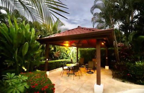 Bejuco Villa | Villa Sendero By Vacationpuravida