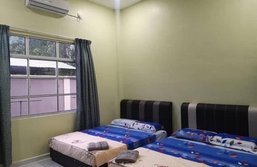 Kampung Telaga Batin House | VILLA SENTOSA