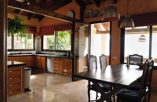 Tacoronte Ski Chalet | Villa Serena del Mar, ocean view with heated pool