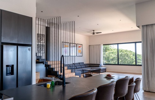 Carmen Villa | Villa Setai Santa Teresa
