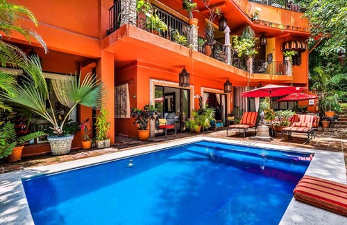 Romantic Zone Cabin | Villa Sevilla