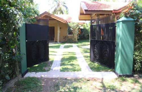 Negombo Villa | Villa Shade