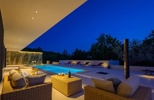 Cepic Villa | Villa She Luxury