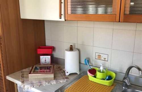 Catania Villa | Villa Sicilia is surrounded by greenery with free reserved indoor parking