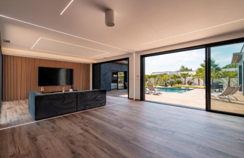 Le Grau-dʼAgde Villa | Villa Signature