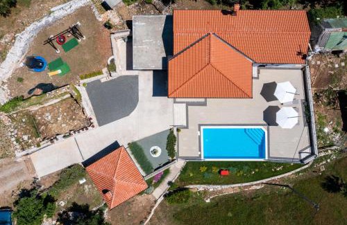 Moscenicka Draga Villa | Villa Simici quiet peaceful place with pool perfect to enjoy the nature