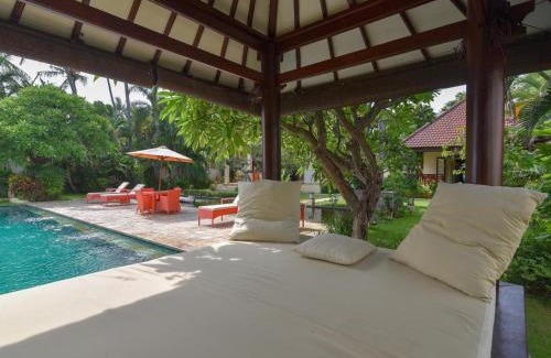 Kubutambahan Villa | Villa Singkenken