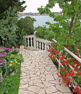 Brodarica Apartment | Villa Skradinka