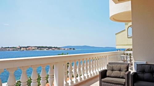 Brodarica Apartment | Villa Skradinka