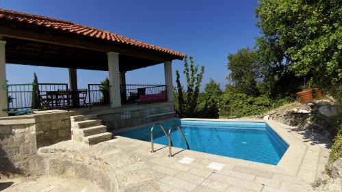 Mocici Villa | Villa Skylight et studio séparé avec terrasse panoramique avec vue mer et piscine privée