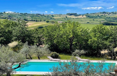 Pietrauta Villa | Villa Sole Vino - Fabulous Pool - fantastic area - sleeps up to 15 no2