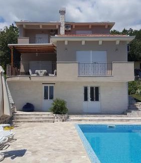 Mojdez Villa | Villa Soleada
