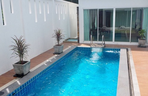 Bang Tao Villa | Villa Somewhere Phuket Laguna Bangtao