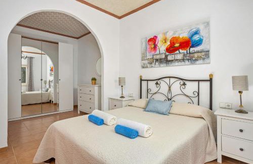 Alayor Villa | Villa Son Esbert by Villa Plus
