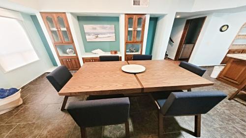 Benito Juarez Villa | Villa Sonari 3, Inside a private complex of 4 by Kivoya