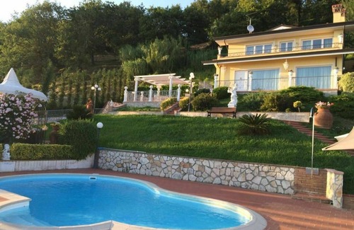 Corsanico Villa | Villa Sophia - Corsanico ,Tuscany