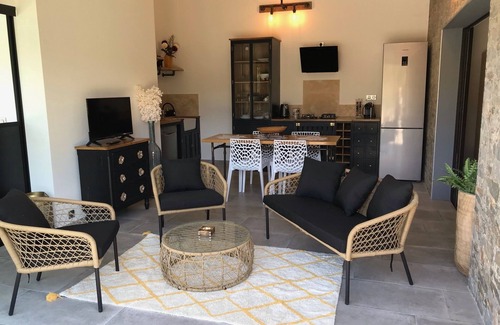 Sotta Villa | Villa sotta-porto vecchio in the countryside heated pool