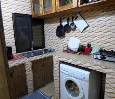 Lome Apartment | VILLA Sourou Climatisée Avec WiFi Gratuit A 6 Nuitées de Réservation