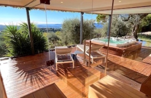 Chateauneuf-Grasse Villa | Villa & Spa Mas des Oliviers: Heated swimming pool, Jacuzzi, Sauna, steam room