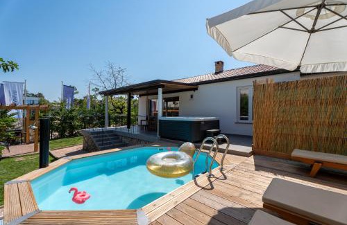 Porec Villa | Villa Špadići 80m from the beach