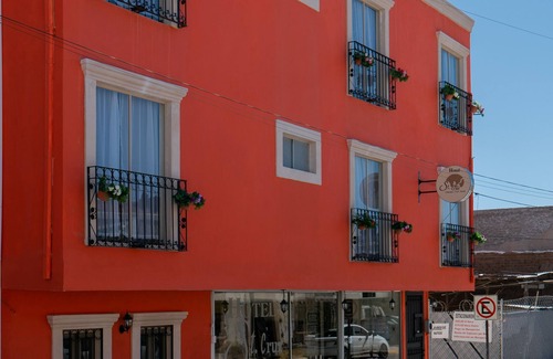 Chihuahua Hotel | Villa St Cruz Chihuahua